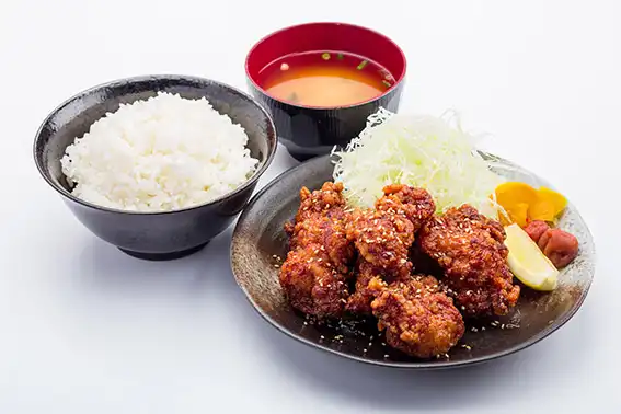 旨タレがらみ鶏唐揚げ定食（4個入り）